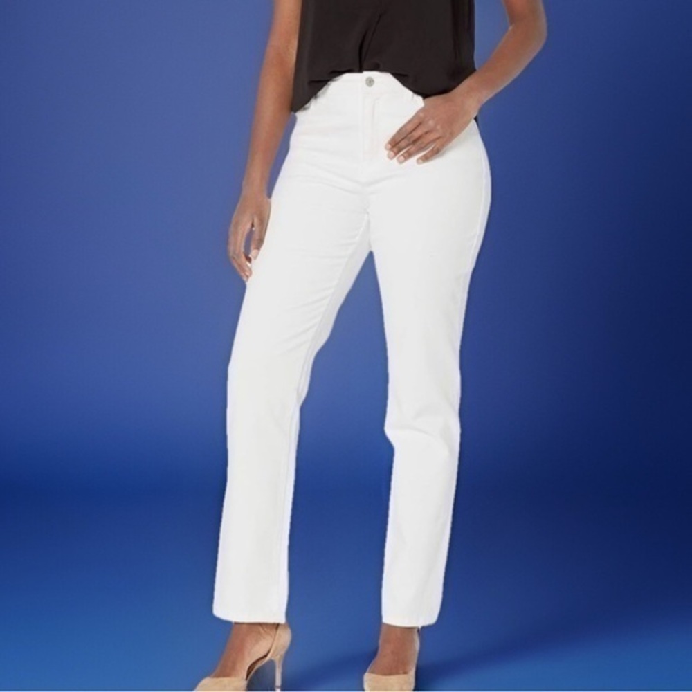NWT Gloria Vanderbilt Amanda Jeans 16 Petite Tapered Classic New